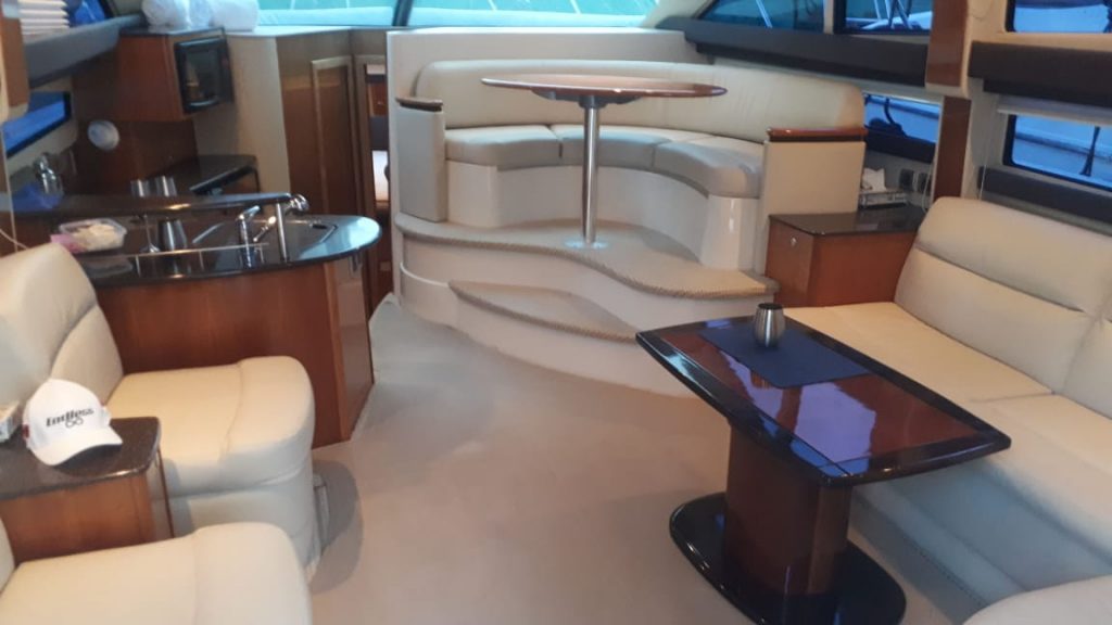 Meridien Yacht interior